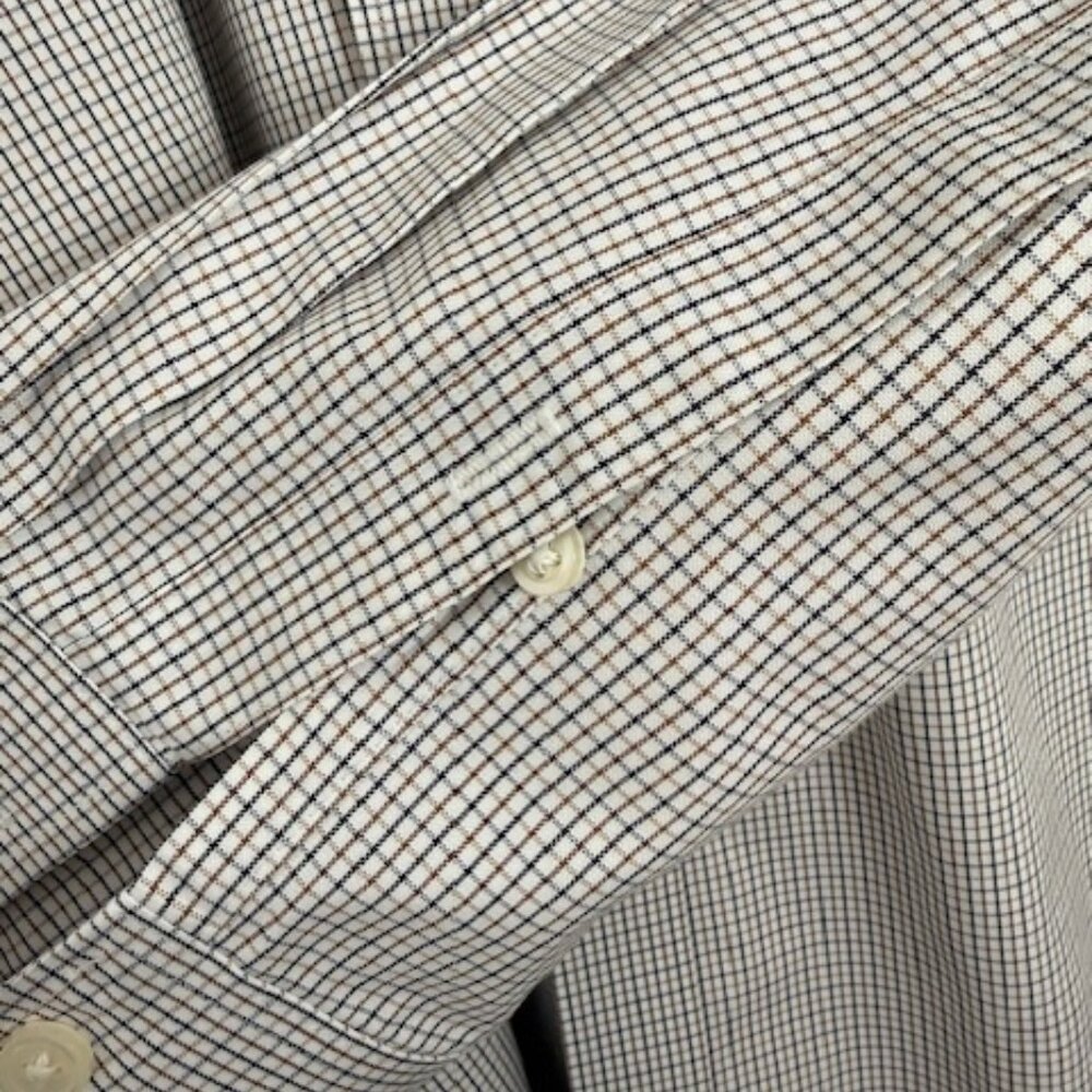 Eddie Bauer Long-Sleeve Men's Dress Shirt - Picture 3 of 7